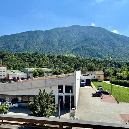 フェルトレAi Fol 6 - Stazione E Centroアパートメント エクステリア 写真